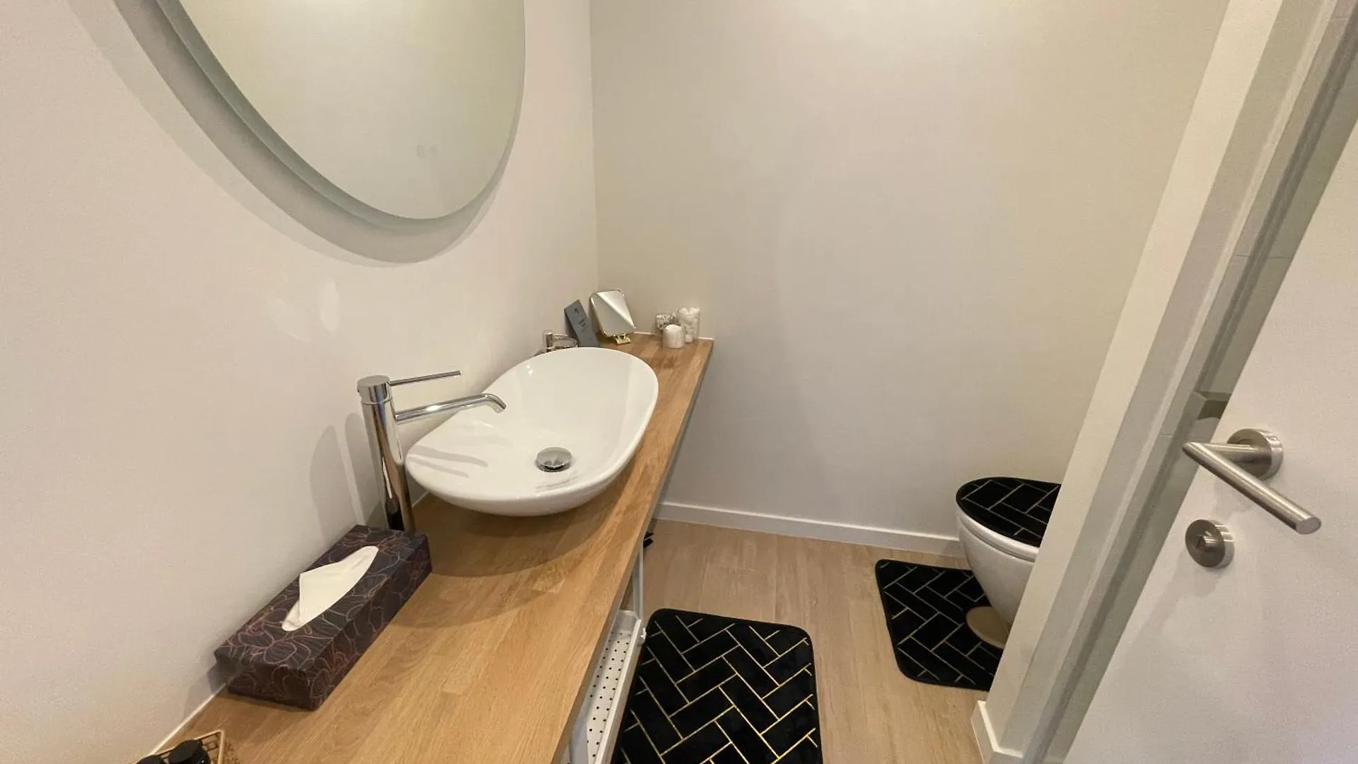 Apartmán Oneluxstay Near Antwerp Central